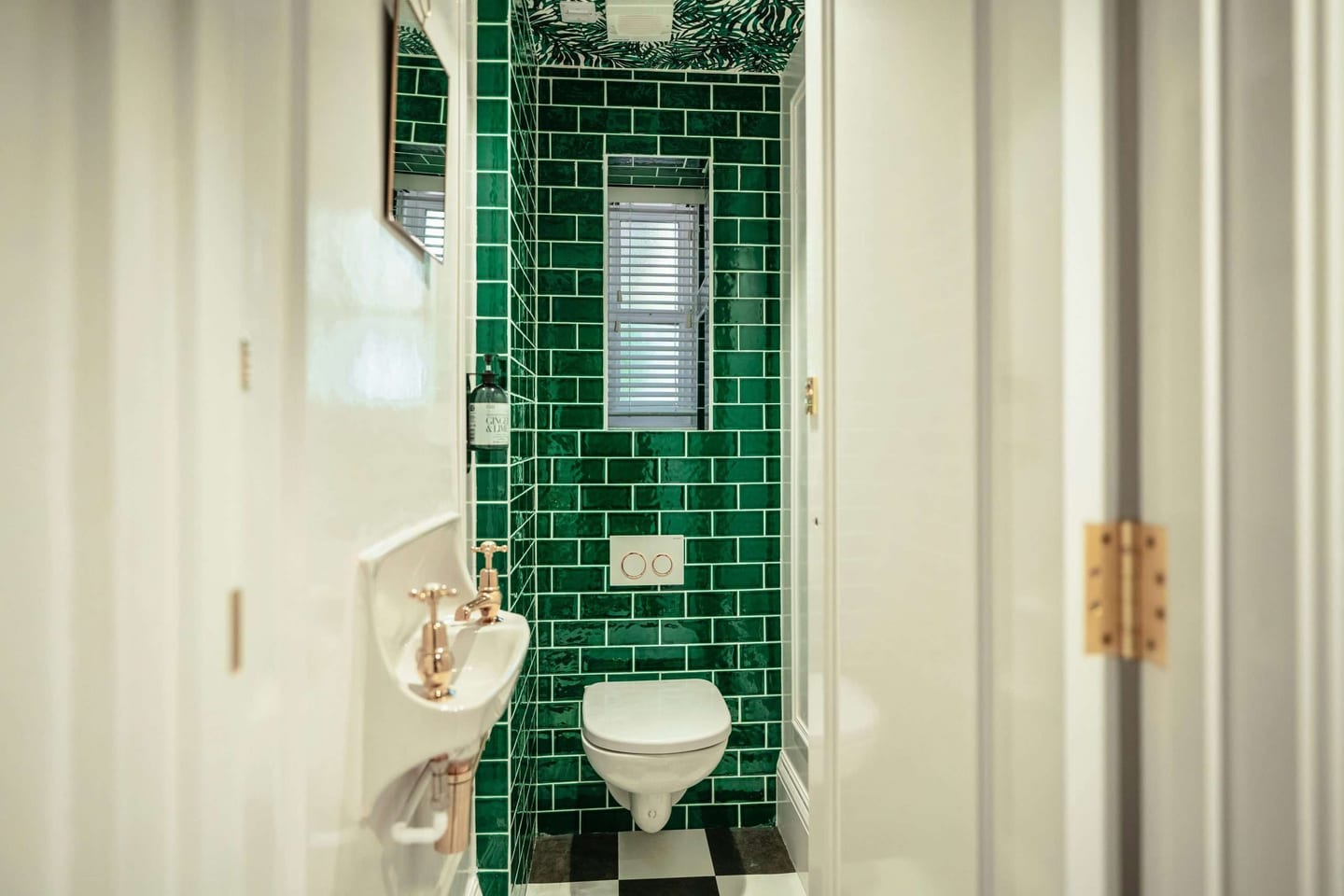 bathroom cleaning hacks