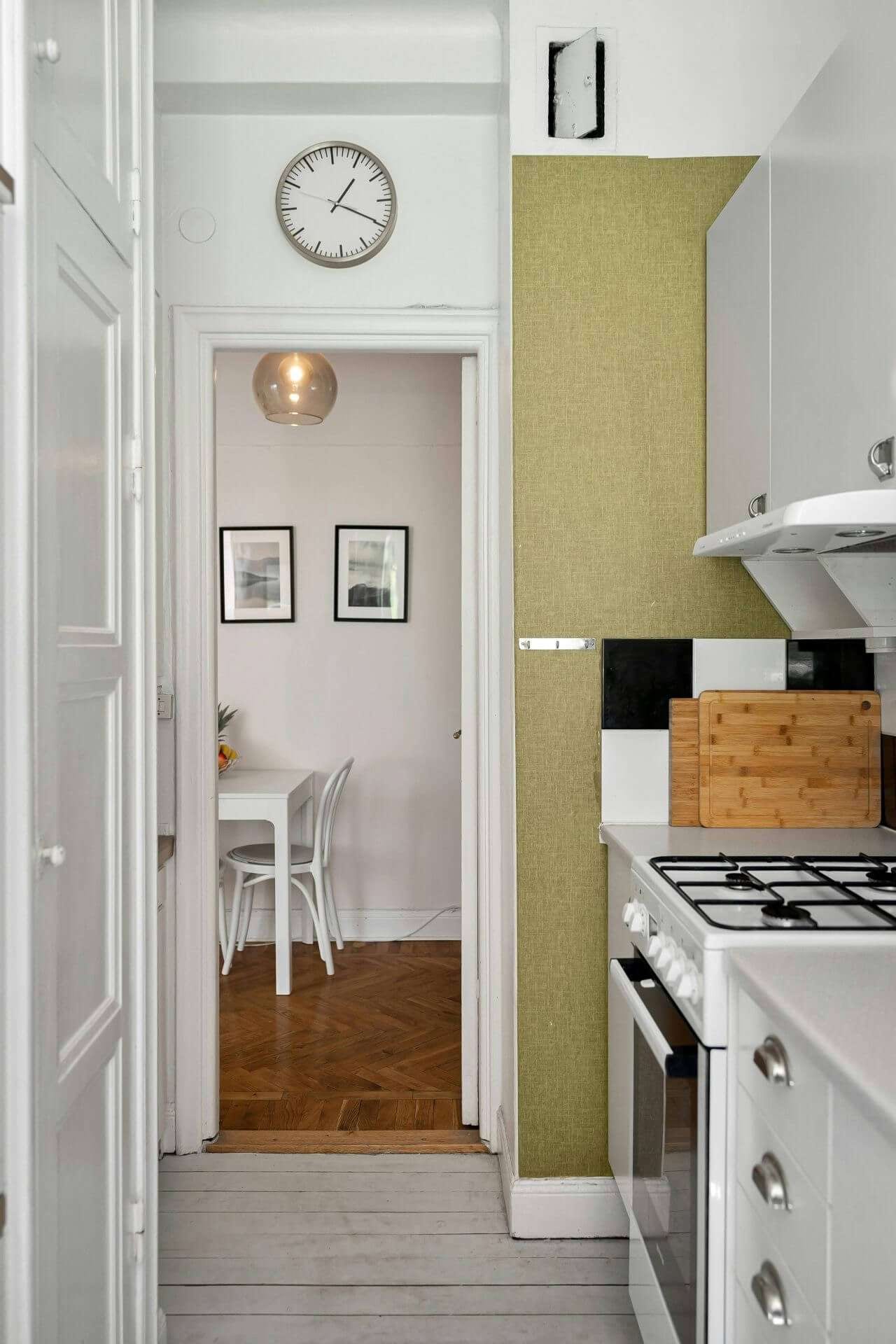 How much does it cost to deep clean an apartment? Fresh Home Cleaning tells you everything you need to know about it.