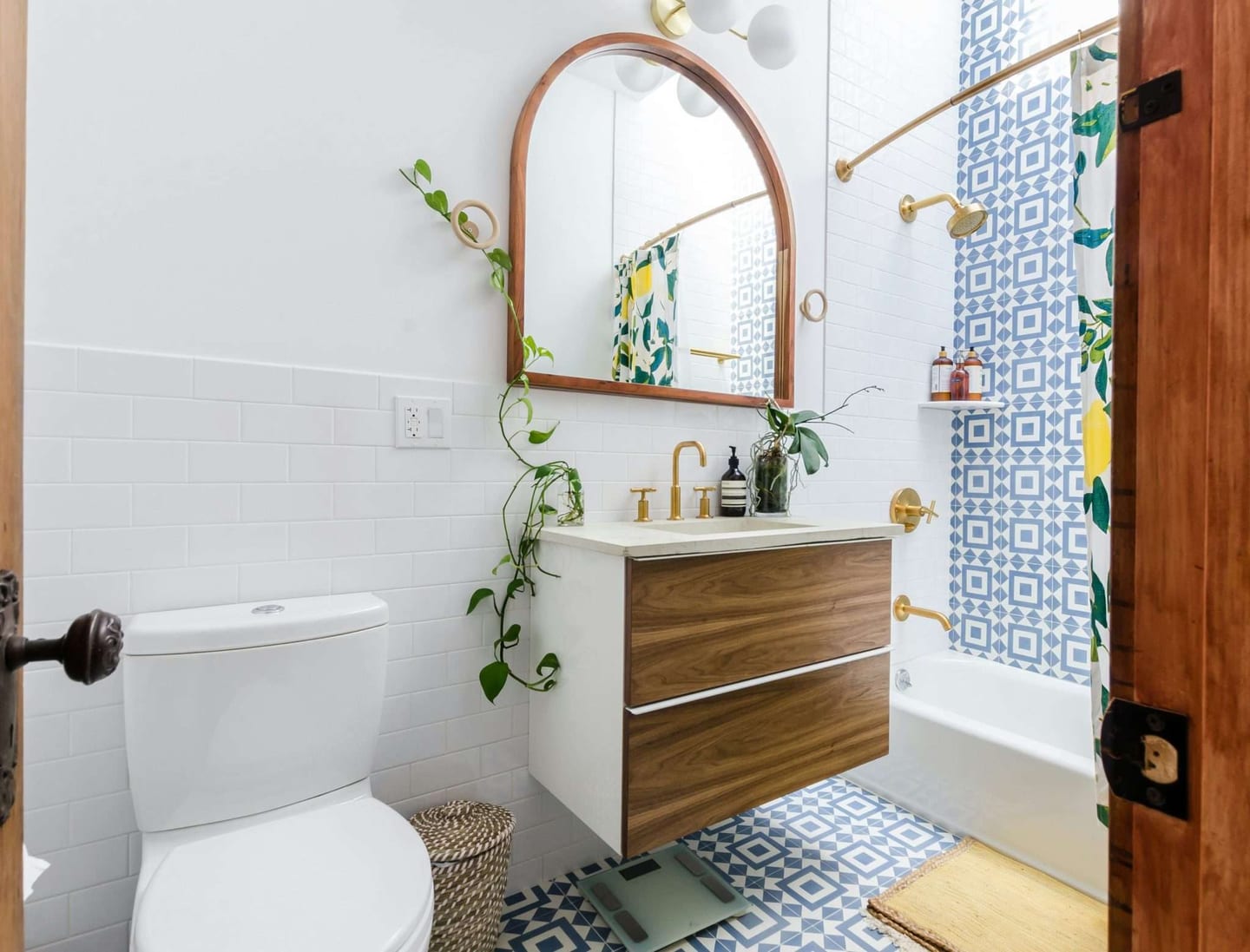bathroom cleaning hacks