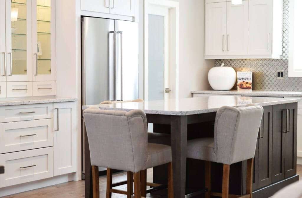 An apartment cleaning checklist will help you brighten all your spaces