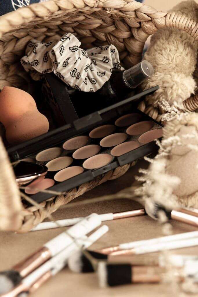 Be ready to tackle that oily stain after learning how to get makeup off carpet