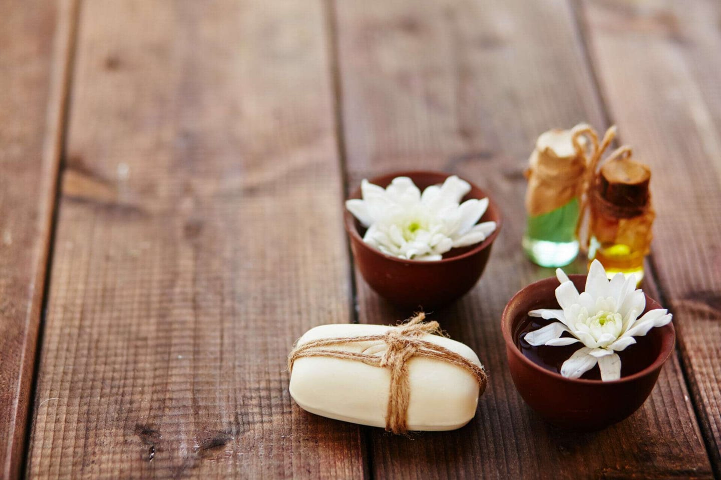 Learn how to remove odors from home and make your house smell delicious